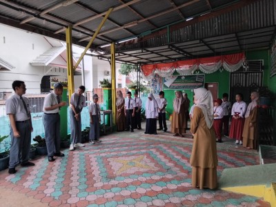 Hari Pertama Sekolah Semester II 2026
