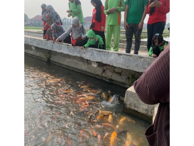 Kearifan Lokal Mengunjungi Jalur Wisata Daerah 