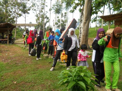Outing Class di Rumah Pohon pada Tahun 2015