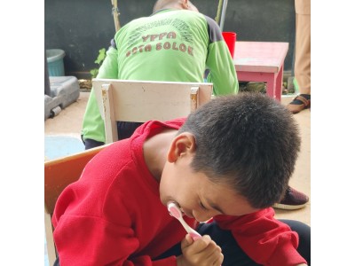Lomba Menggosok Gigi